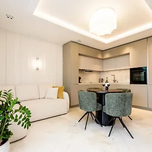 Apartment Playa Miraflores Luxury Beachfront, Sitio de Calahonda